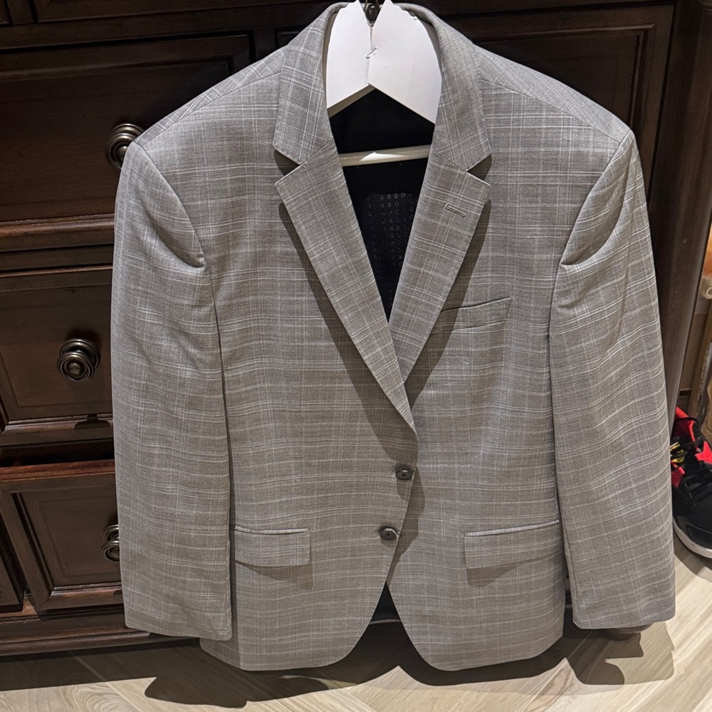 Boss Light Gray Checkered Men's 3 piece Suit